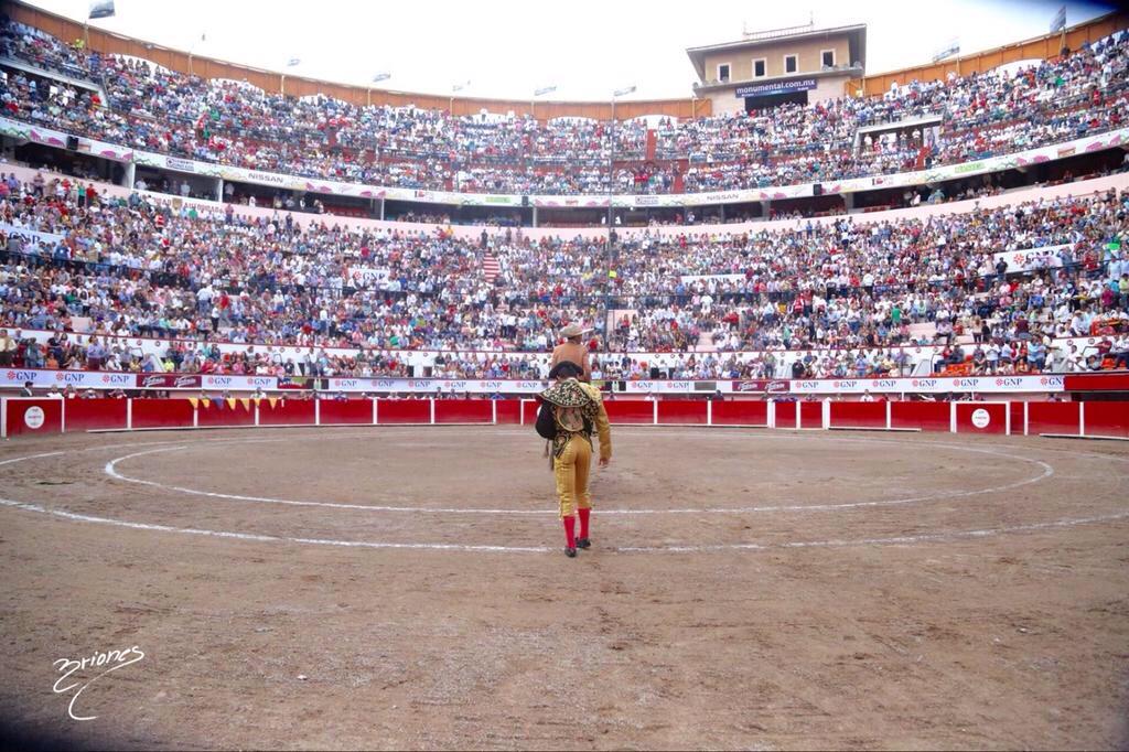 <a href="/JOSELITOADAME/">Joselito Adame</a> Lleno a reventar en su encerrona la <a href="/Monumental_Ags/">Plaza Monumental</a> <a href="/TorosSanMarcos/">TorosSanMarcos</a> <a href="/FITauromaquia/">FusionIntTauromaquia</a> Foto <a href="/FOTOBRIONES/">MANOLO BRIONES</a>