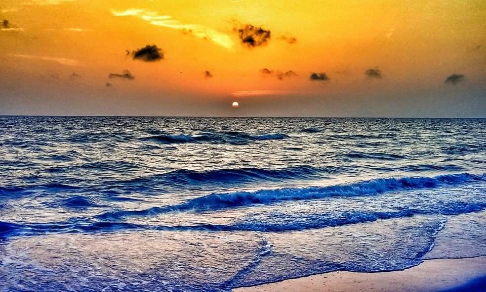 PaulFox13's tweet image. This is all I got. St. Pete Beach sunset. Thanks to Carl Horton #stillgrumpy. @VSPC