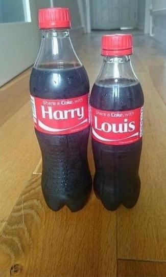 louxndhaz's tweet photo. Doesn't matter how hard u ship Larry, always remember that Coca Cola ships them harder than u ❤ #LarryALoveToRemember http://t.co/brXW5gIf9q