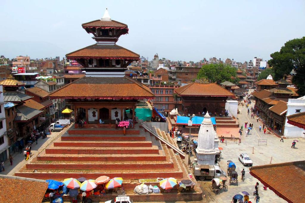 AmichaiStein1's tweet photo. #Nepal’s Landmarks, Before and After #NepalQuake (Maju Deval &amp; Dharahara Tower) http://t.co/DSD6zhN00I