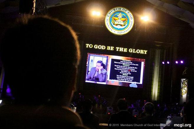 mcgidotorg's tweet photo. MCGI Overall servants imparted to the brethren the importance of singing praises to God. #MCGIWeekInReview http://t.co/dCKZVm4OSJ