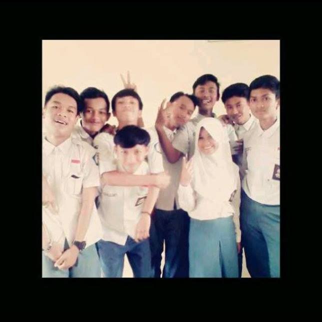rzkpt's tweet photo. Four http://t.co/HwWIAmmVNe