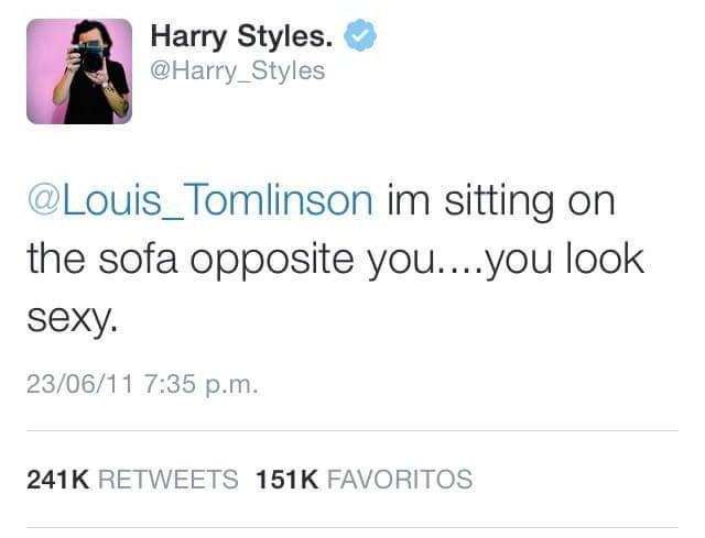PRETTYT0MLINS0N's tweet photo. #LarryALoveToRemember larry tweets are life http://t.co/rb1JM35T83