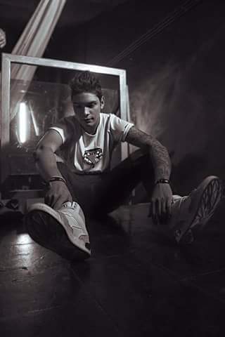 PDCvillalobosS's tweet photo. Daniel patiño❤😊 http://t.co/1Mhrq7KO8i