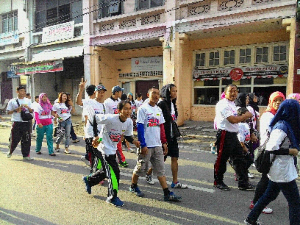 ayus_man's tweet photo. Jalan santai yo yo http://t.co/POKc7zNQxU