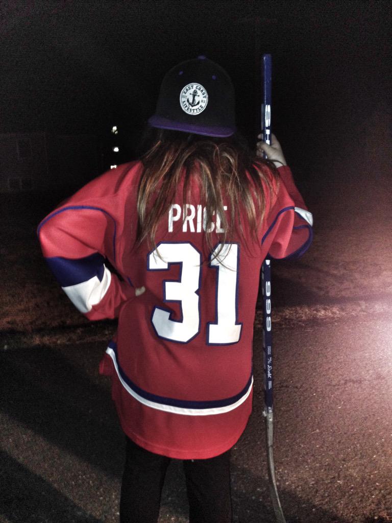 Cheeto_3's tweet photo. @jill_dunnett #streethockey #eastcoast #gohabsgo #MyPlayoffMoment #family/friends #careyprice @CP0031 http://t.co/ftGXiOJPe1