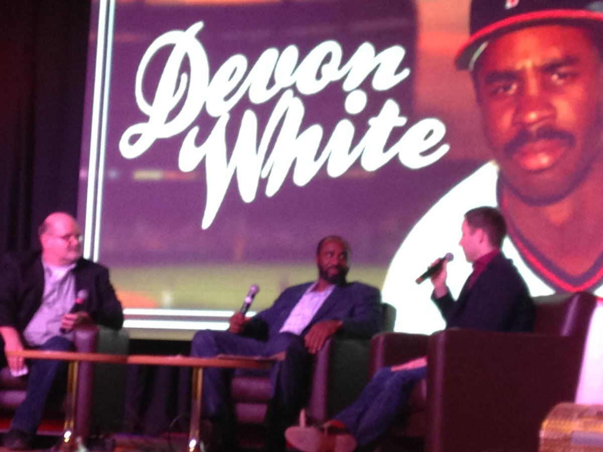 ReginaRedSox's tweet photo. Question period with Devon White @murraylp @LeeJonesCTV @ReginaRedSox. #firstclass #devorocks #goredsoxgo http://t.co/nAbqxAJGmK