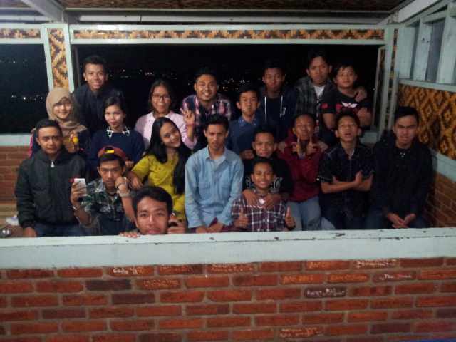 CrewX10's tweet photo. punclut :D http://t.co/lH7AFxRzvC