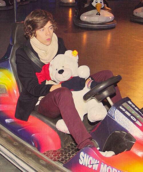 sacredzjm's tweet photo. Remember when this happened

#LarryALoveToRemember http://t.co/WAAMXjQoVS