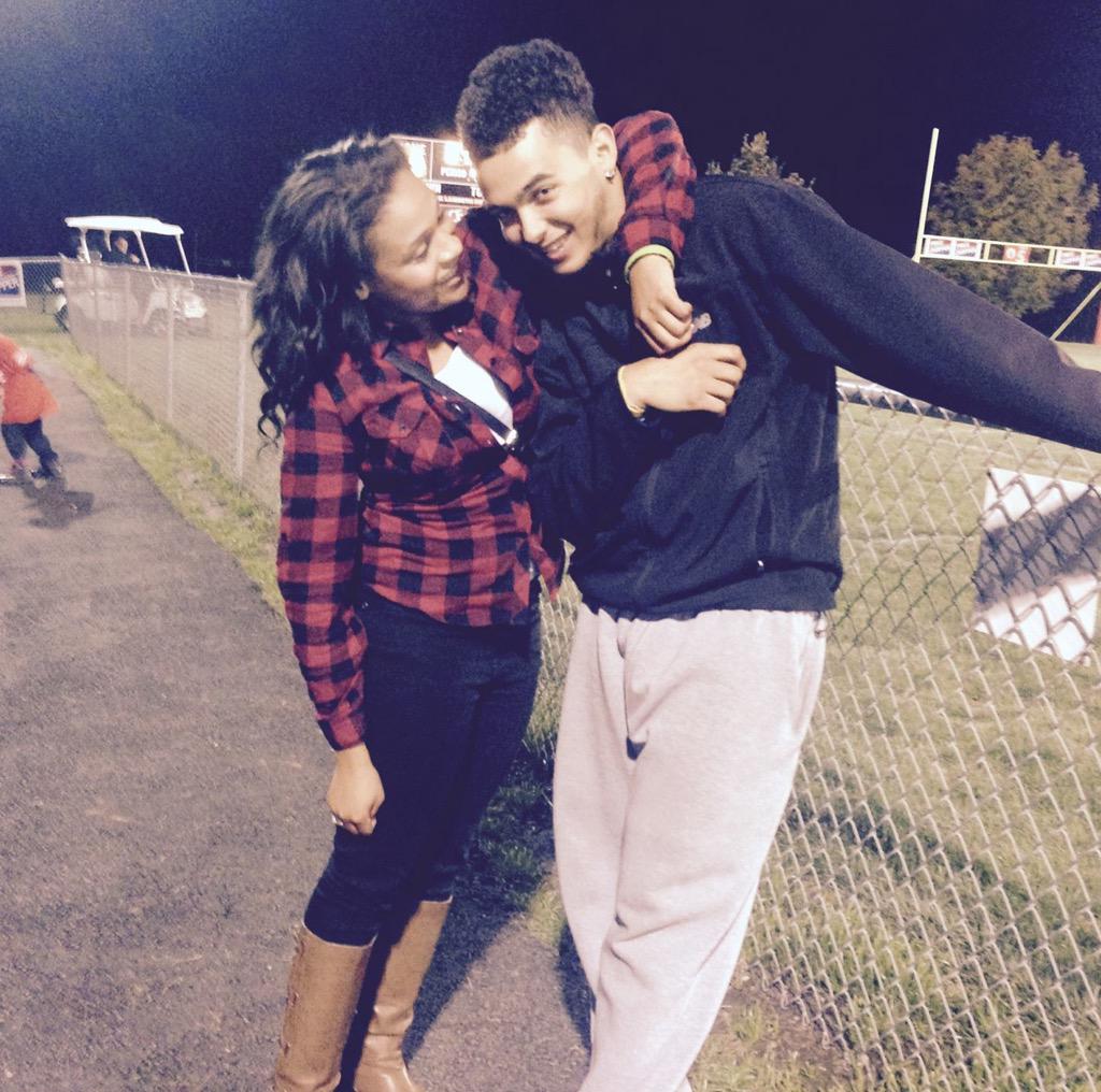bruceboy5's tweet photo. @Elephantxoxo I miss u http://t.co/7AL40ElXNr