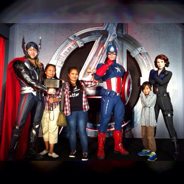 wazzuPAM's tweet image. Meet and Greet with Thor, Captain America and the Black Widow.. #TheAvengersAgeOfUltron #theBlockSMnorthEdsa #042515