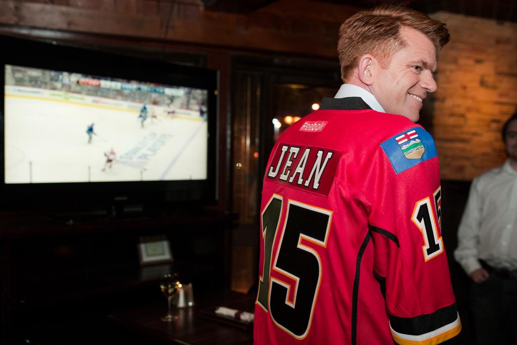 BrianJeanAB's tweet photo. Way to go @nhlflames, time for some roasted duck! #flames #abvote http://t.co/0cCzJJcn8Z