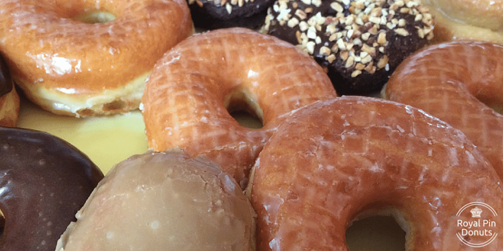 RoyalPinDonuts's tweet photo. Donuts were originally called 'olykoeks', which is Dutch for 'oil cake'. #NowYouKnow http://t.co/Vg6m6nuMVi