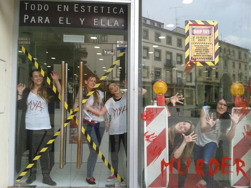 TherMartinez's tweet photo. Experiencia increíble y nunca mejor dicho #ExperienciaZombieUbeda http://t.co/Ec2by7QQlJ