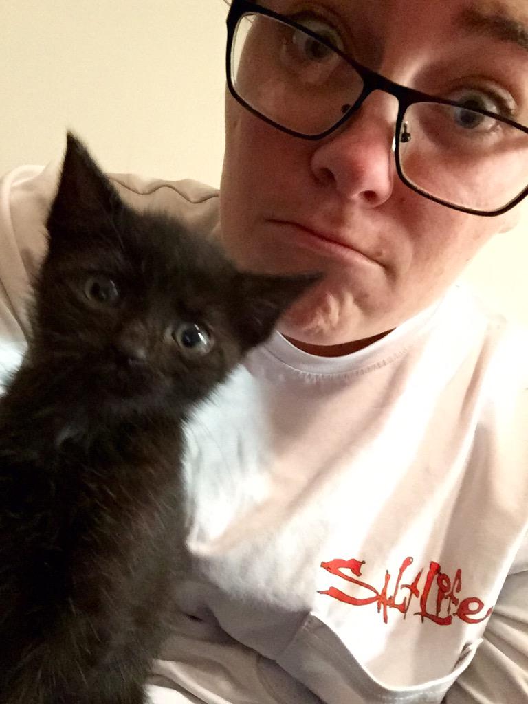 thereal_kkrebs's tweet image. You know how they say your pets start looking like you? Or is it you start looking like your pets? #sameface