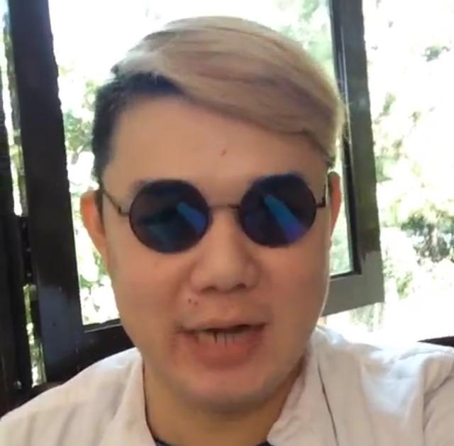 Ricvers's tweet photo. Morning dear... SUKSES YA SHAAAAY😂😂 @richardricardoo http://t.co/r7a9vKh3u6