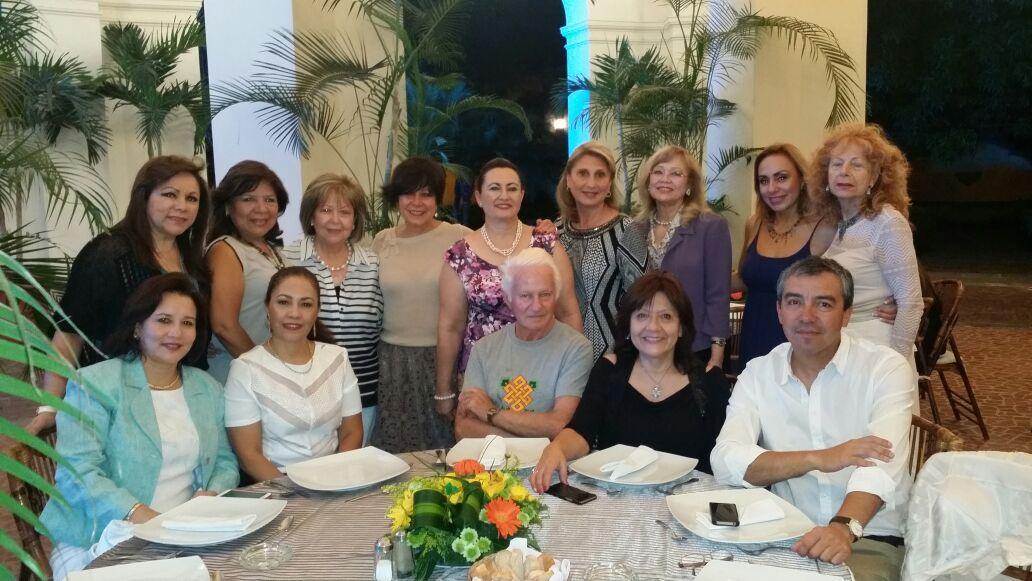 Reunion <a href="/AfeetMex/">Afeet Nacional</a> <a href="/afeetmonterrey/">AFEET Monterrey</a> <a href="/AfeetPeru/">Afeet Perú</a> <a href="/AFEETacapulco/">AFEET Acapulco</a> en #Guadalajara mujeres trabajando por el turismo