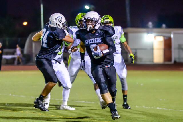 vphs_football's tweet photo. #WideReceivers  #Receivers #VPHSFootball
#TopRecruits #OCVarsity #VillaParkFootball
#TopReceivers #TopWideReceivers http://t.co/e7VfInj4pE