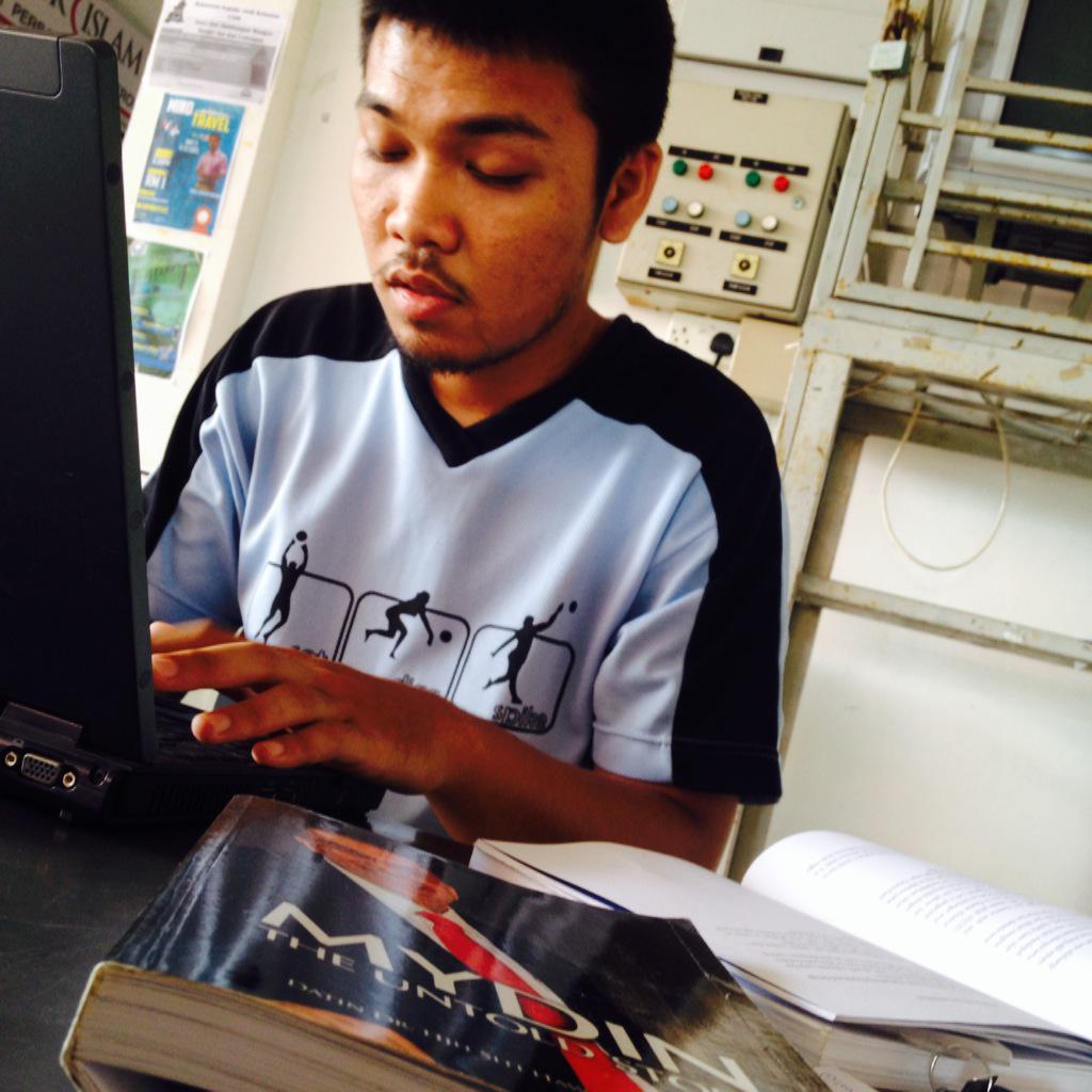 Eezmelhashim's tweet photo. Tekun itu perluuuu. strive to powerrr 💪😄😉 #ohweekend http://t.co/hcOeeDZWyo