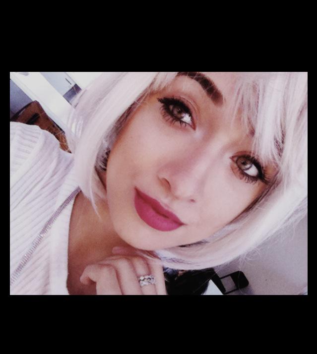 Lady_Lawr's tweet photo. Need this blonde wig in my life. ❤️ http://t.co/7aSBG06Z9J