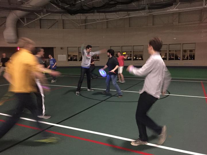 MLHacks's tweet photo. Midnight ultimate frisbee at @carlhacks, because why not? #LEDdisc #carlhacks http://t.co/Z4rCzmaIsm