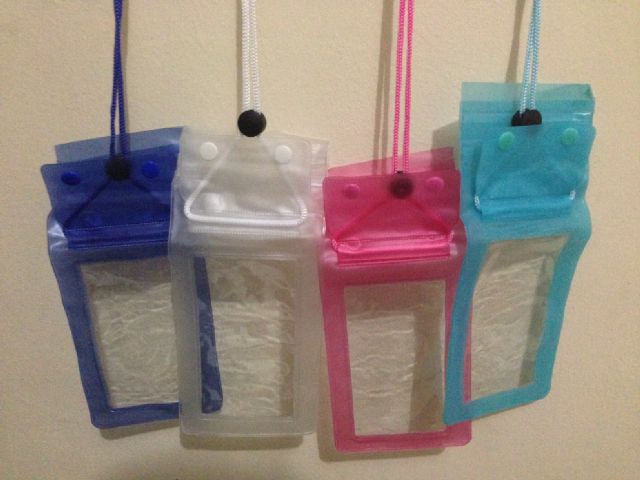 amaliarahmap's tweet photo. #newupload #waterproof yuk yg suka diving atau sekedar mau foto2 dalam air ready waterproofnya nih murmer only 25rb!! http://t.co/yy3SSvMi4P