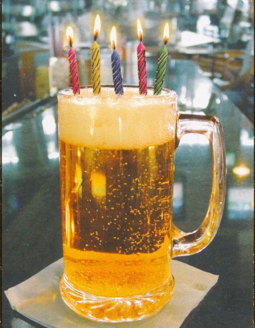 KylieMelendrez's tweet photo. Happy Birthday Jobie Bae! I love you ya gawgeous bitch. #FreedomShots #BeerBongsForFreedom @jobie3moonz http://t.co/mSkUkaoZ5q