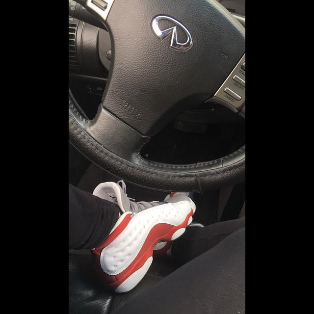 InfinitiAgora's tweet photo. i love driving his car. #vroomvroom #infiniti #g35 #sedan #kotd #retro13 #greytoe #justHERsole #chicksonfire #kicks… http://t.co/MpJjpUCpI5