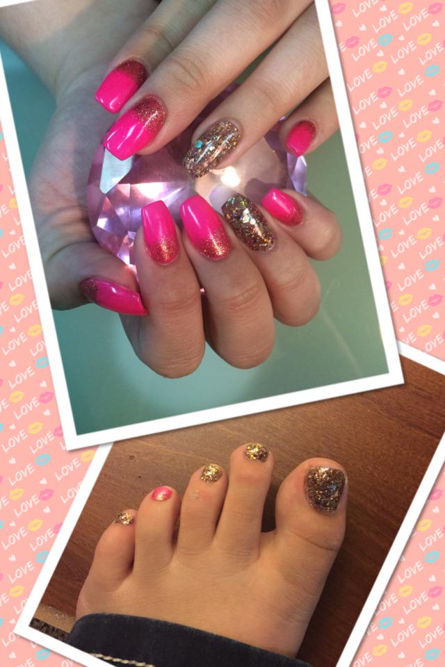 LorrenaMarold's tweet photo. Nails are VEGAS ready 💕💅 http://t.co/ktQK99tHzn http://t.co/yIDldntFP3