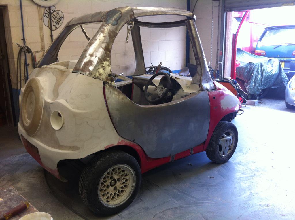 attitudeautos's tweet photo. Steel work erecting well and truly underway. These images are four weeks into the build http://t.co/EF3iThYiGy