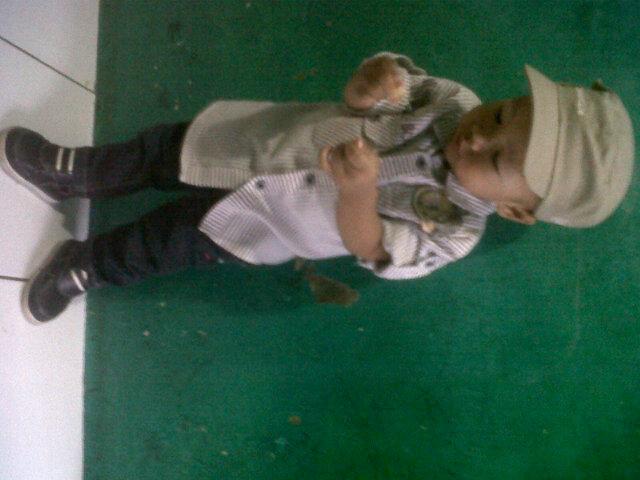 Ya dong permana junior selalu banyak gayanya hehe RT<a href="/dheyaamanda/">DEAM</a>: Banyak gayanya nih anakmu <a href="/DendiPrmn/">Dendi permana</a> ☺ "