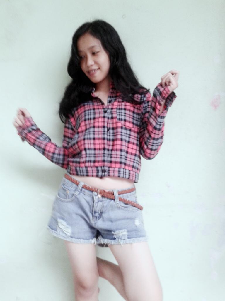 TopTeenStuff's tweet photo. CROP FLANNEL#68 @78rb bhn flannel. All size to L. Ready http://t.co/7niQuJIYwr