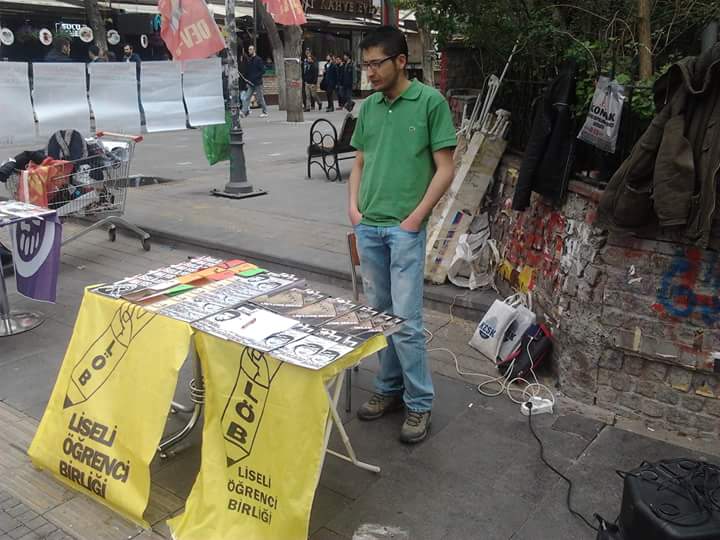 lobankara's tweet photo. Bugün erken saatte Kızılay Konur sokakta stant açıldı. Stantımız akşam saatlerine kadar devam edicektir. http://t.co/ahfJMxTUYK