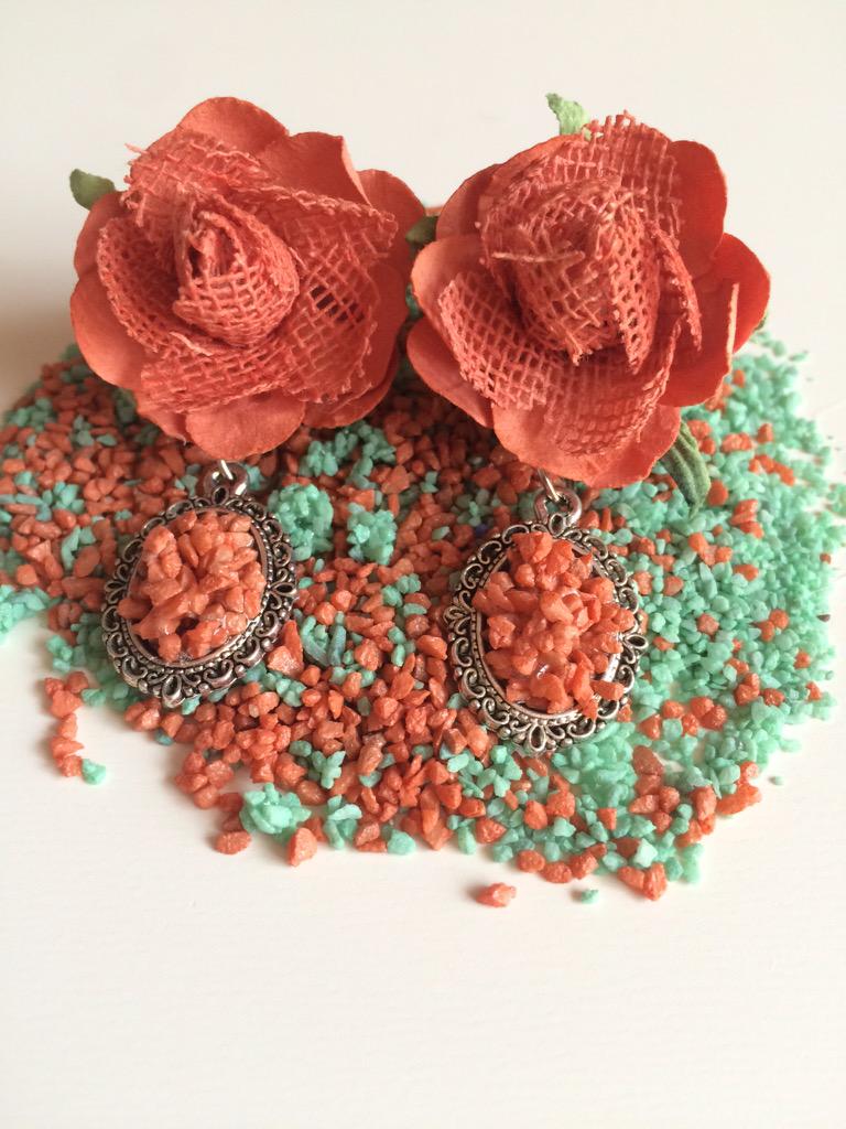 Lazarcomplement's tweet photo. NUEVA colección flamenca de pendientes. Ideales para feria, romeria, comuniones... Se ORIGINAL🎀 http://t.co/A3Lju8X2hT