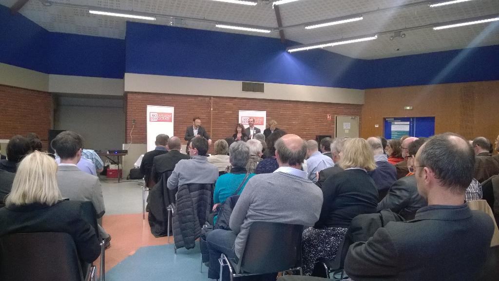 Kulteuro's tweet photo. Notre chef de file pour les élections régionales @PatrickMignola lors de cette Convention interrégionale #AuRAMoDem http://t.co/amDuxNX8Vp