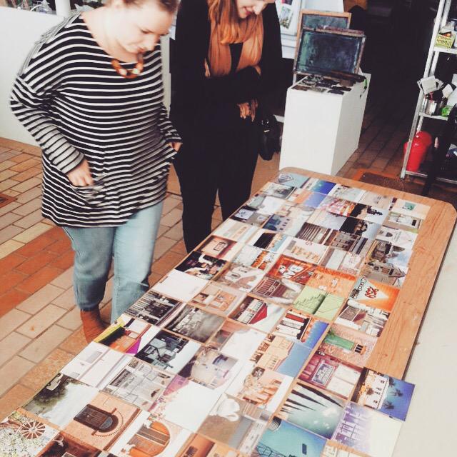 projectipswich's tweet photo. Instagrammers looking at their images for #projectipswich design workshop #animatingspaces #AS2015 @AnimatingSpaces http://t.co/S2UJqK9wKR