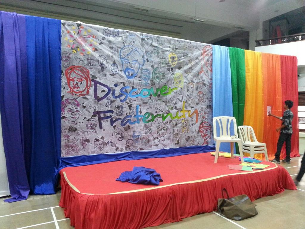 y4uwindia's tweet photo. Live updates...In the final stages! Backdrop. Discovering Fraternity #UWW2015 http://t.co/ULbQQyJSj0