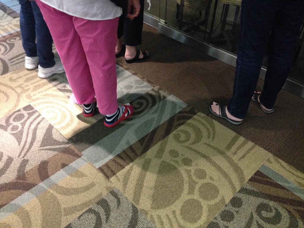 NashRealtorCam's tweet photo. Airport footwear on point at 4:30 am http://t.co/nGJZxRObQM
