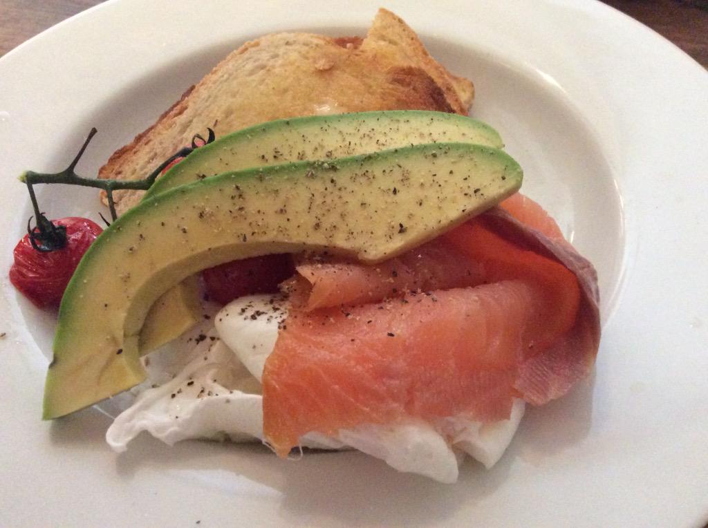 reigate_redhill's tweet photo. Sunday brunch at @Cullenders #yummicious #ShopLocal http://t.co/hqoSrlRVZz
