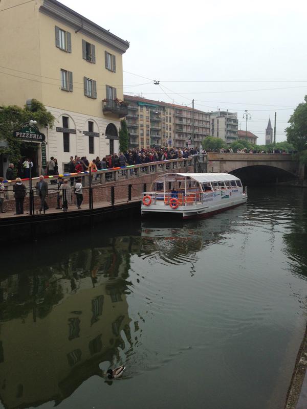 Expo2015Milano's tweet photo. -5. #Milano in festa per la riapertura della #darsena riqualificata. Il regalo di #Expo2015 alla città! w/ @ComuneMI http://t.co/rc3Lx0kxNg