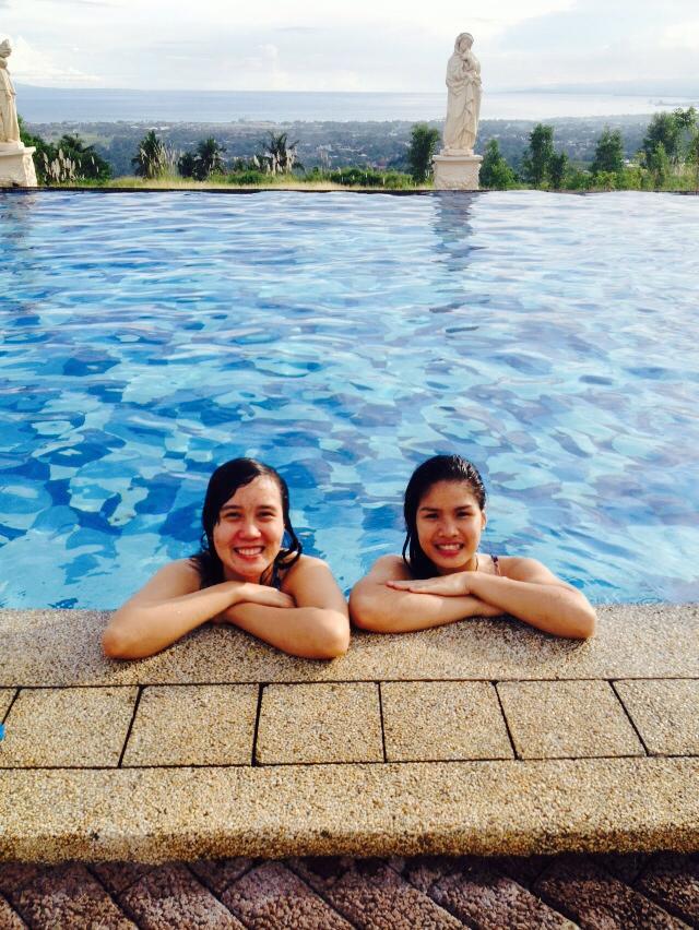 cris_jezza's tweet photo. #gimingaw kos ka Hayag aning Bataa 
#SUMMERREFLECTION . Hahaha
 #Agtang.com
@rhealags http://t.co/1GBgM0gJeX