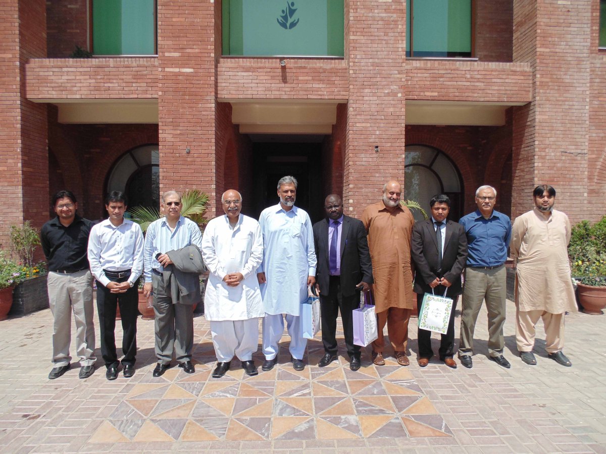 Akhuwat's tweet image. This weekend, a delegation from the #IslamicDevelopmentBank visited @Akhuwat&apos;s #HQ in #Lahore to learn its model.