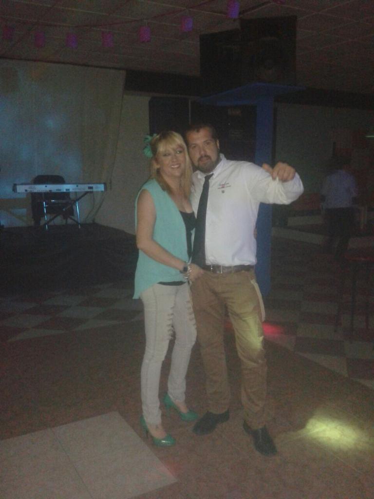artesanoFJ's tweet photo. Oleeee oleeee las artesaner@ nuestro mejor apollo @artesanoFJ http://t.co/duy1k26jX5