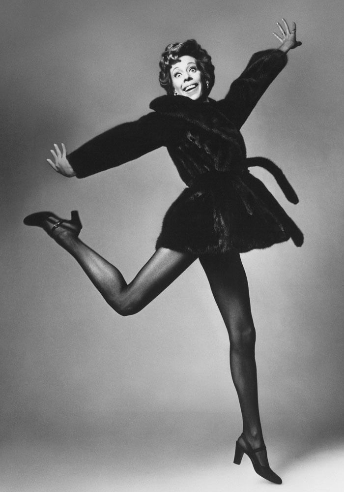 Happy 82nd Birthday to a true American icon, Carol Burnett! Many happy years to come! Brava! 