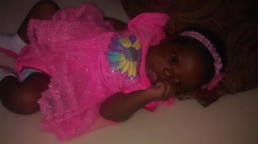 BaddBiishh's tweet photo. I love my daughter more than anything in this world ! #MyMotivation http://t.co/eBD5wSqaX1