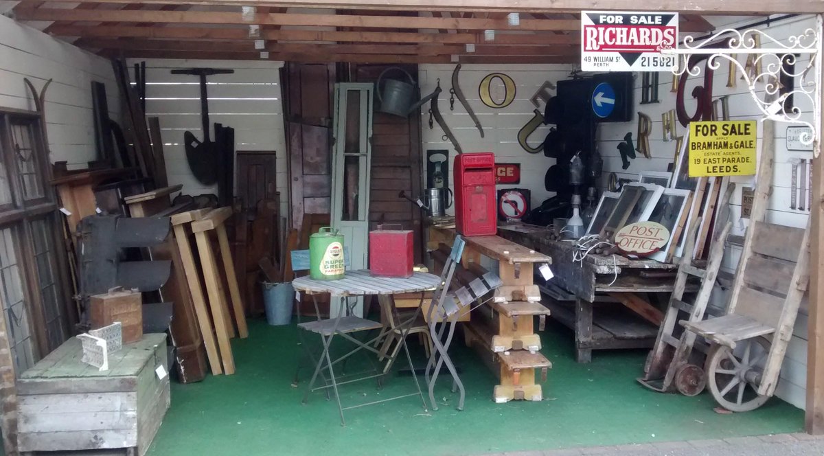 mccartneysyard's tweet photo. Lots of new reclaimed and salvaged in stock! #Gateshead #Newcastle #antiques #reclaimed http://t.co/MrA6tifl4I
