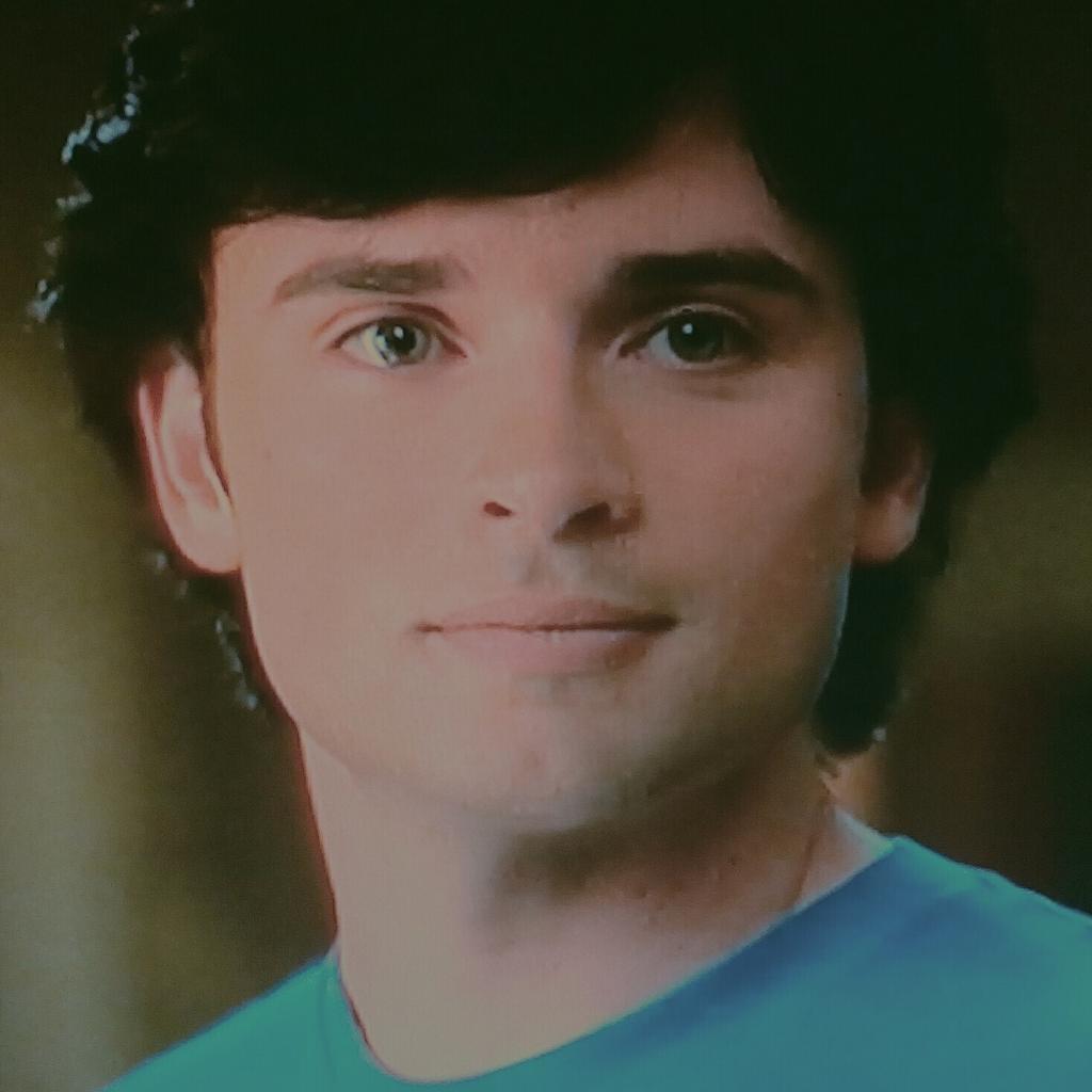 Happy Birthday, Tom Welling!! The best and most handsome actor in the world!  