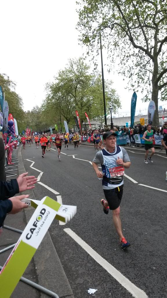 hlnm84's tweet photo. Eagerly awaiting @CAFOD #LondonMarathon runners http://t.co/6tyT29wH6J