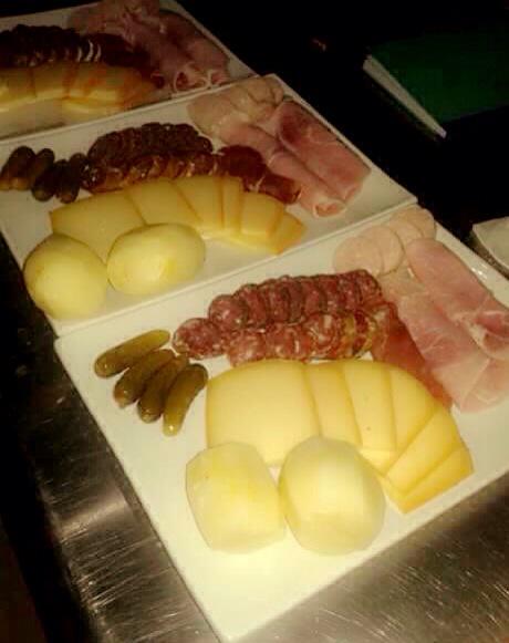 khoun59011182's tweet image. แหมชิด