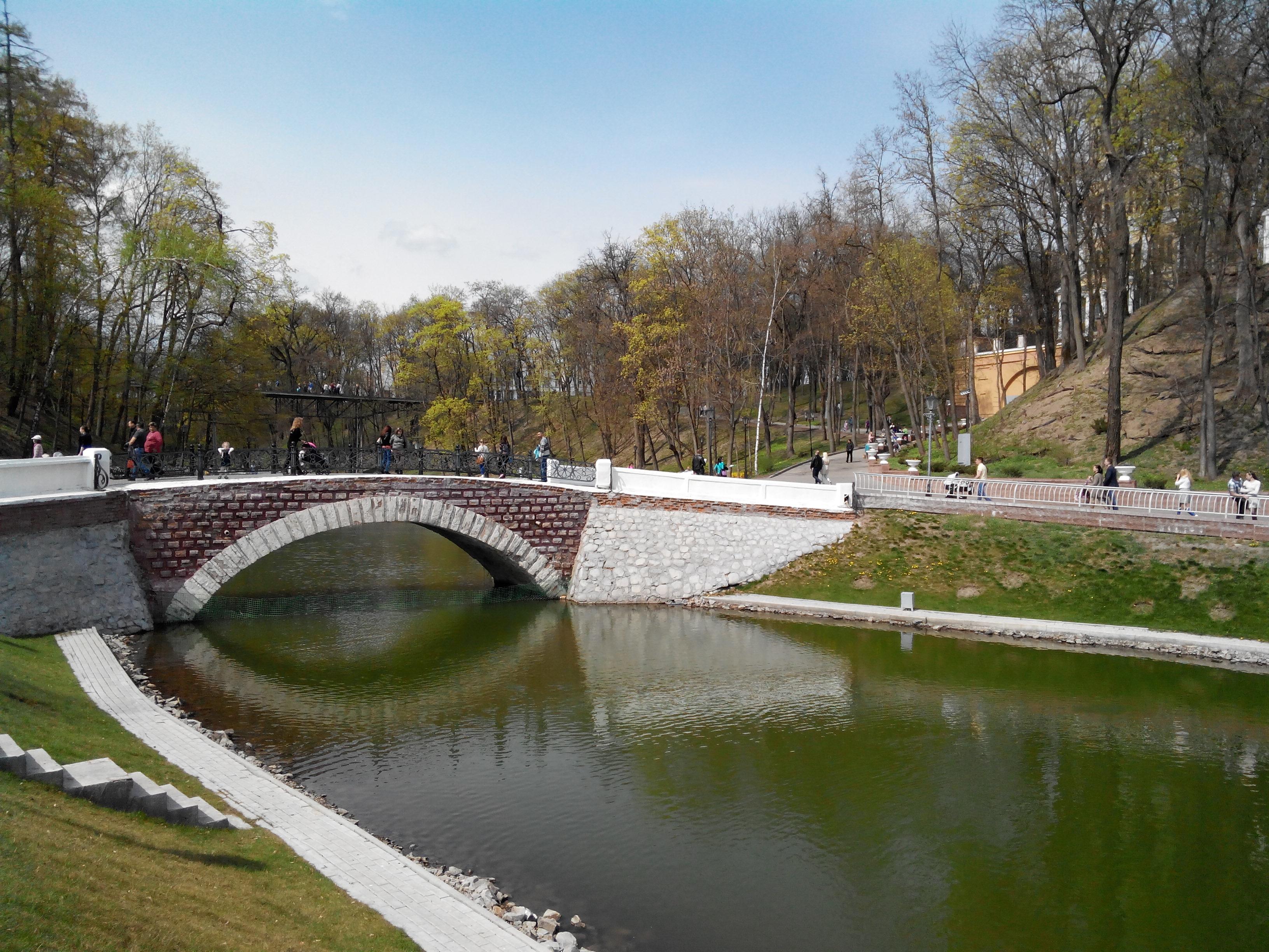 Tallinn парк культуры Лебединое озеро
